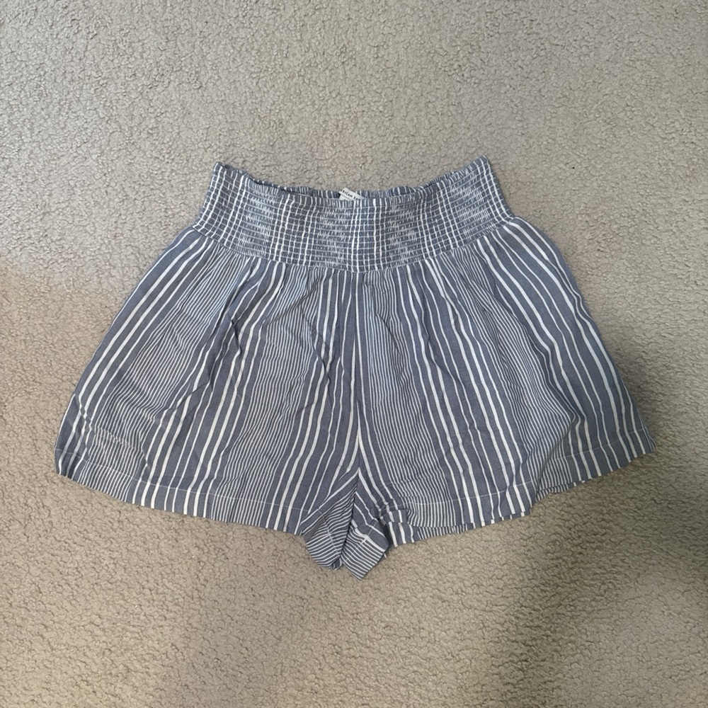 AMERICAN EAGLE Striped Blue Linen Shorts